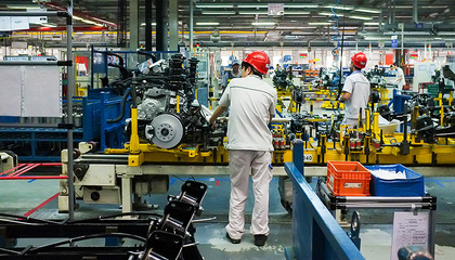 中国1-2月工业经济开局良好，规模以上工业增加值增长7.2%，有色金属压延加工等行业表现强劲